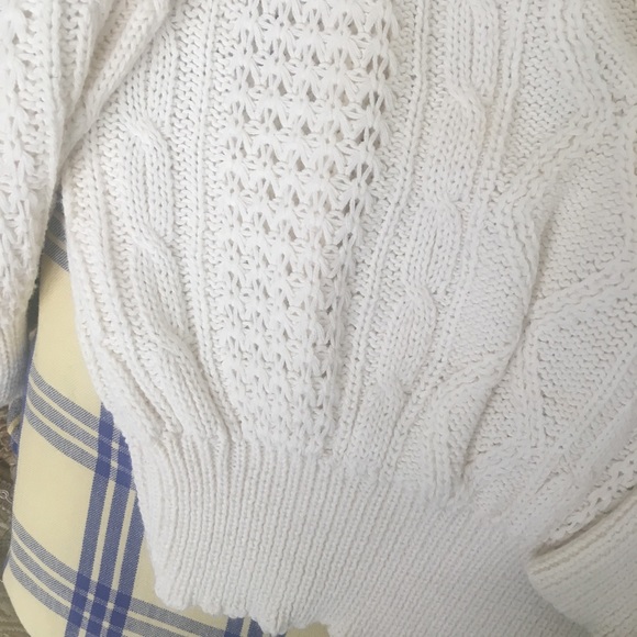 VINTAGE IVORY/Off White lacy look Sweater Size M - Picture 4 of 7